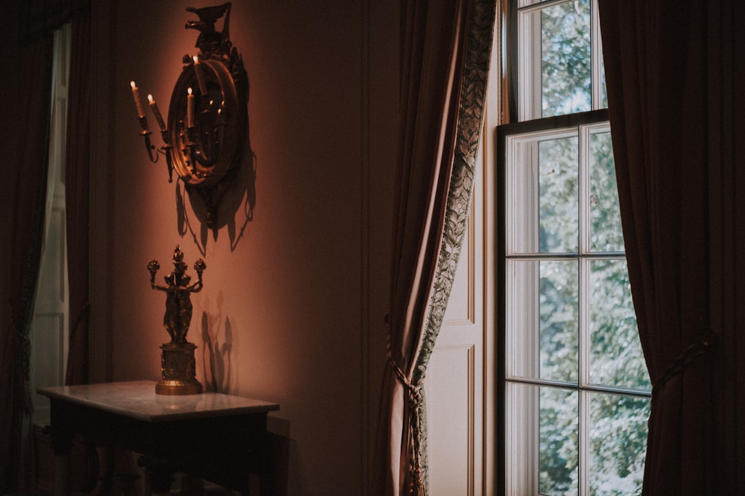 Photo marble wall lamp